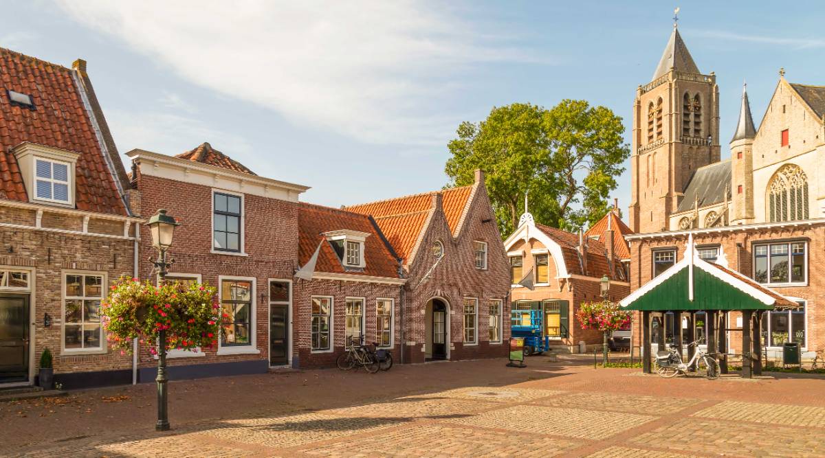 Tholen